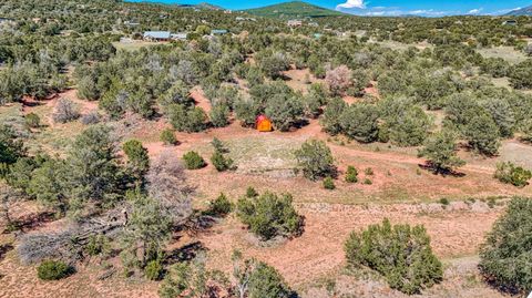 Photo of 6 Seclusion Court, Sandia Park, NM 87047 (MLS # 1095165)