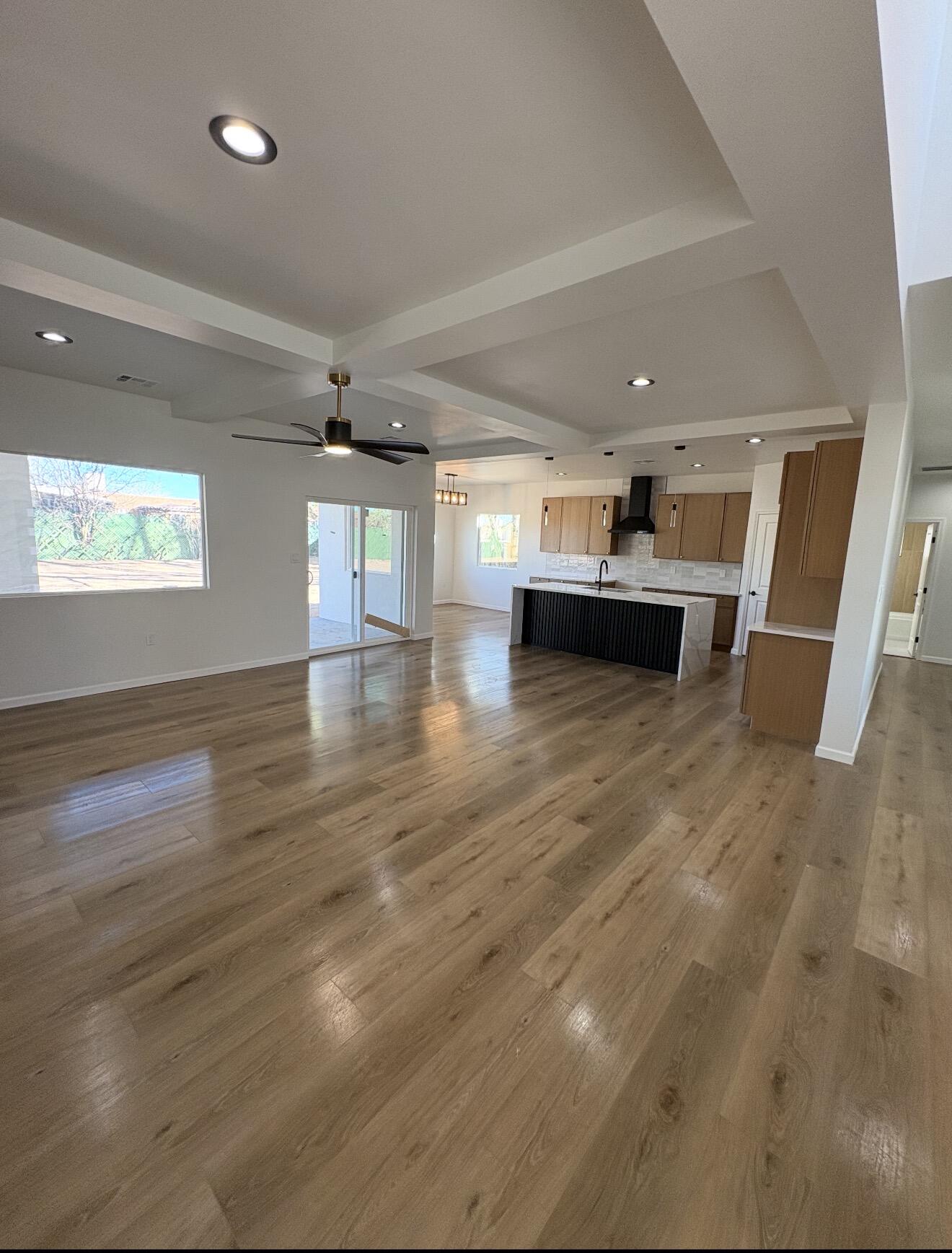 702 Rincon De Romos Drive SE