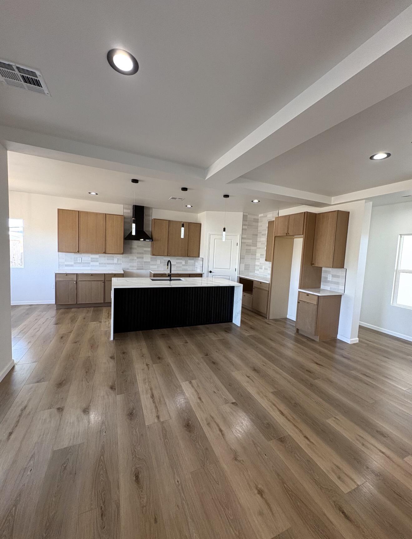 702 Rincon De Romos Drive SE