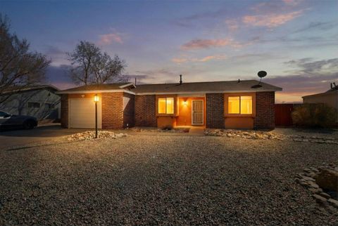 Photo of 4542 Sunstone Way NE, Rio Rancho, NM 87124 (MLS # 1098767)