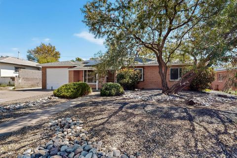 Photo of 2026 VERMONT Street NE, Albuquerque, NM 87110 (MLS # 1092400)