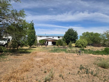 13 Whitehouse Road Los Lunas NM 87031
