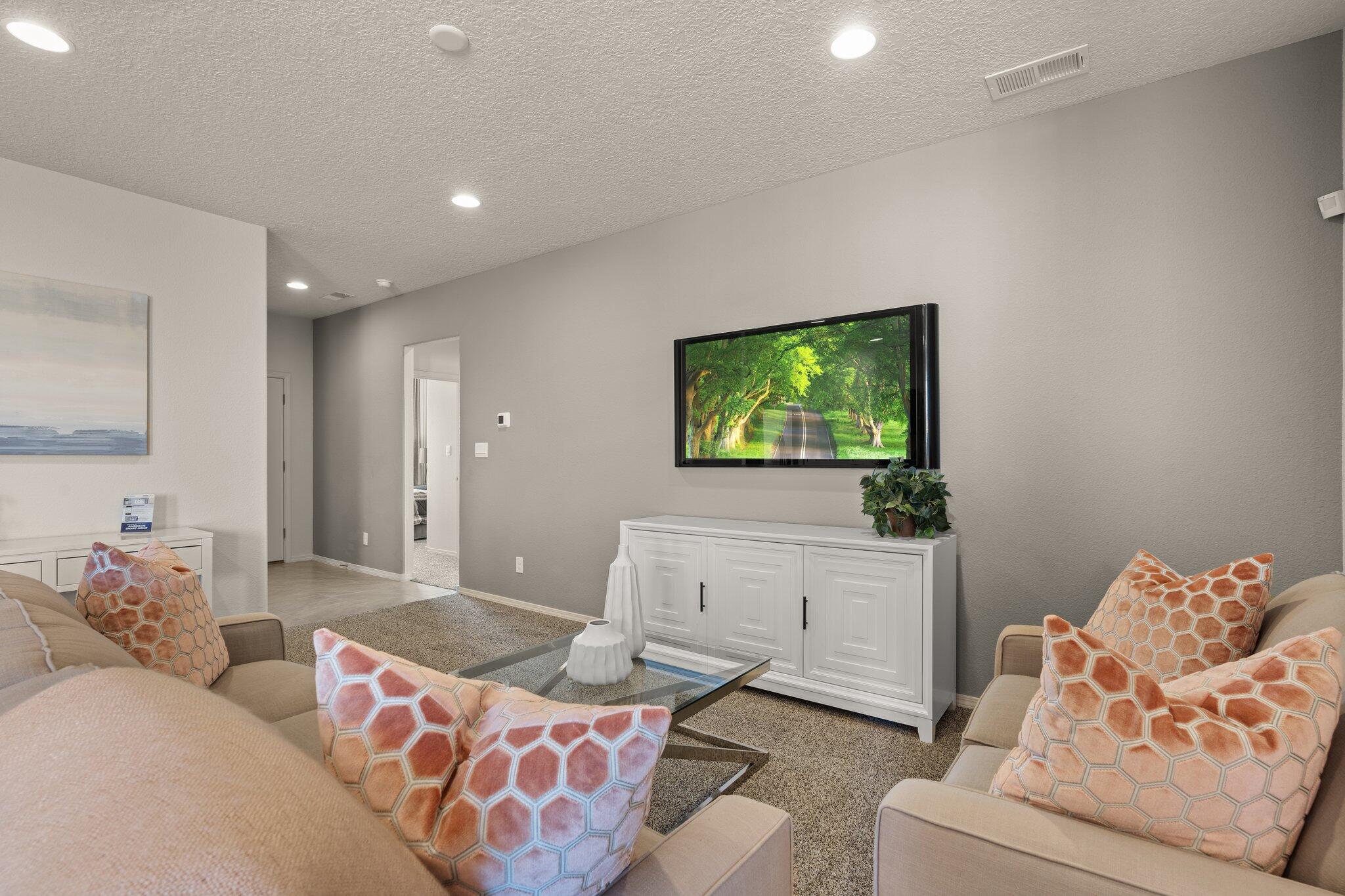 1503 Las Colinas Road NW