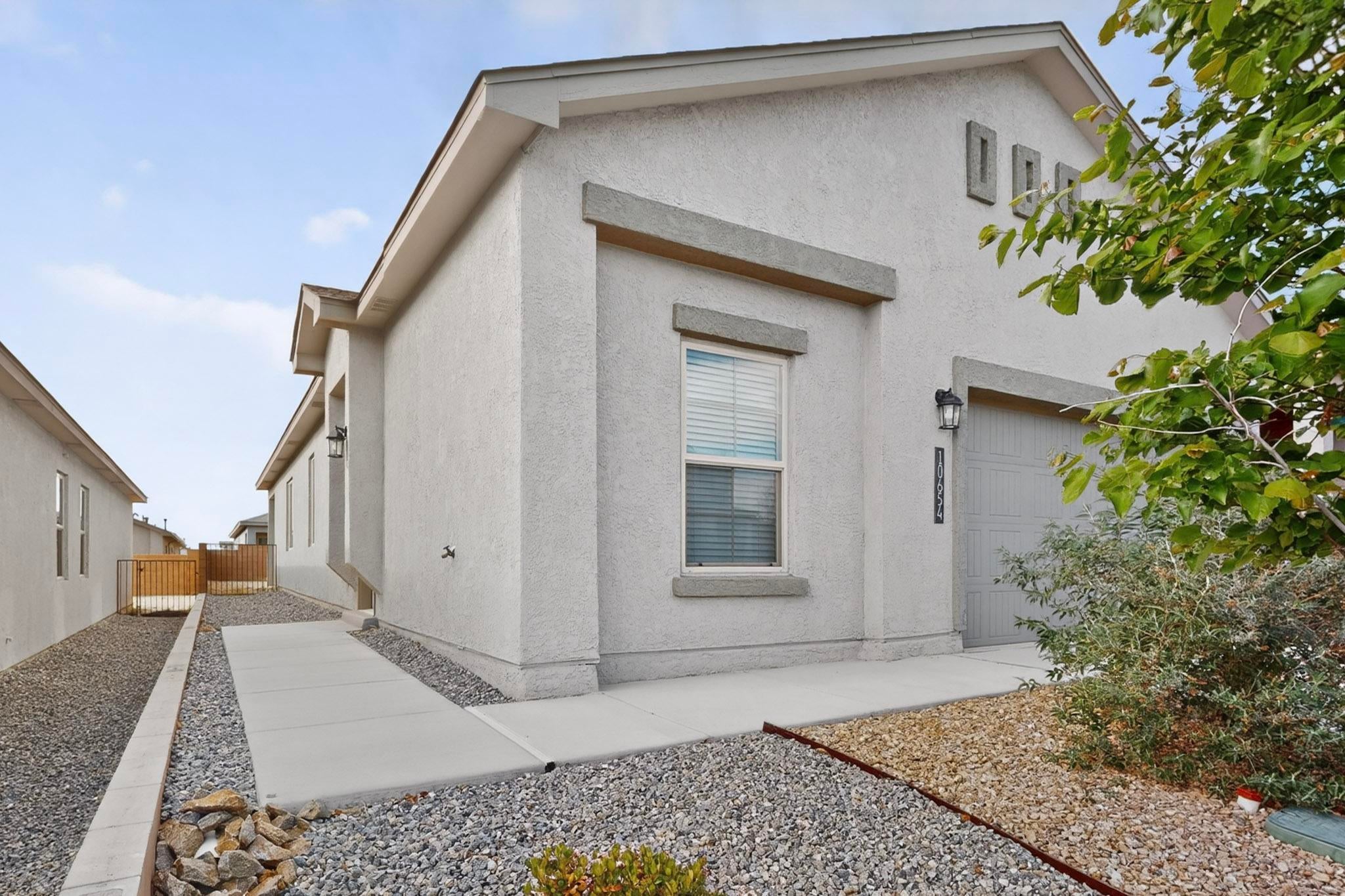 10654 Valedon Lane SW