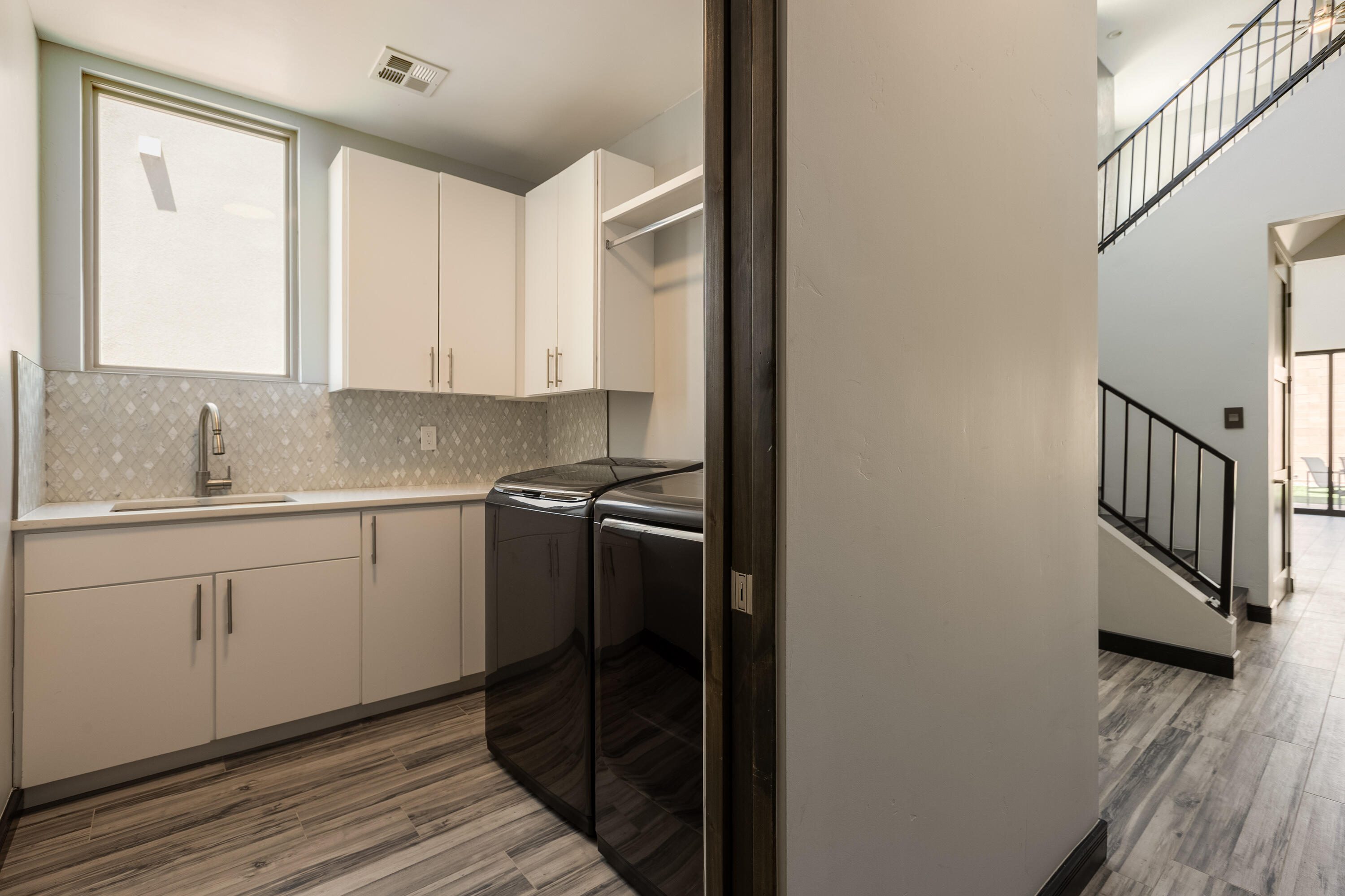 8832 Silver Oak Lane, Albuquerque, New Mexico image 29