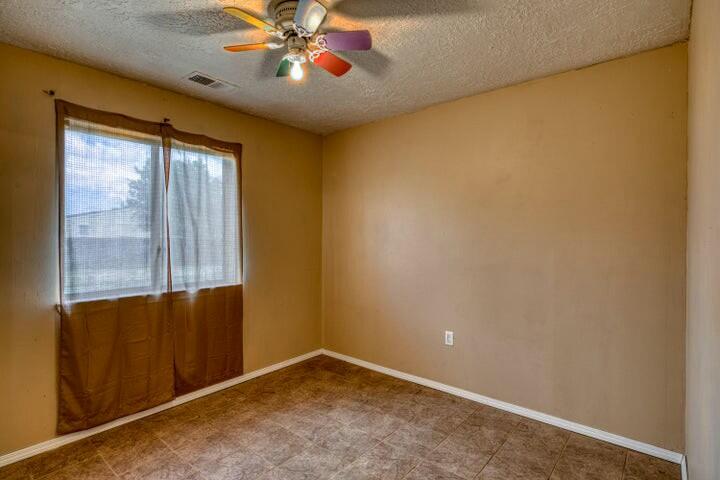 215 E Link Avenue, Moriarty, New Mexico image 17