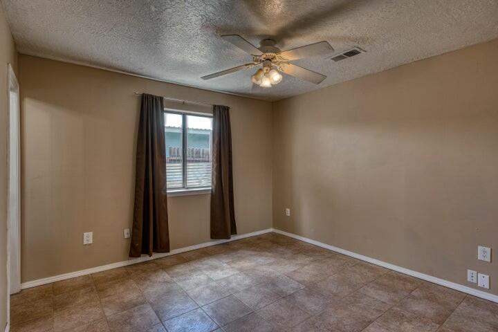 215 E Link Avenue, Moriarty, New Mexico image 12