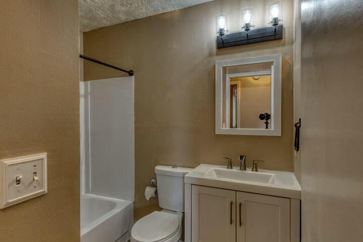 215 E Link Avenue, Moriarty, New Mexico image 13