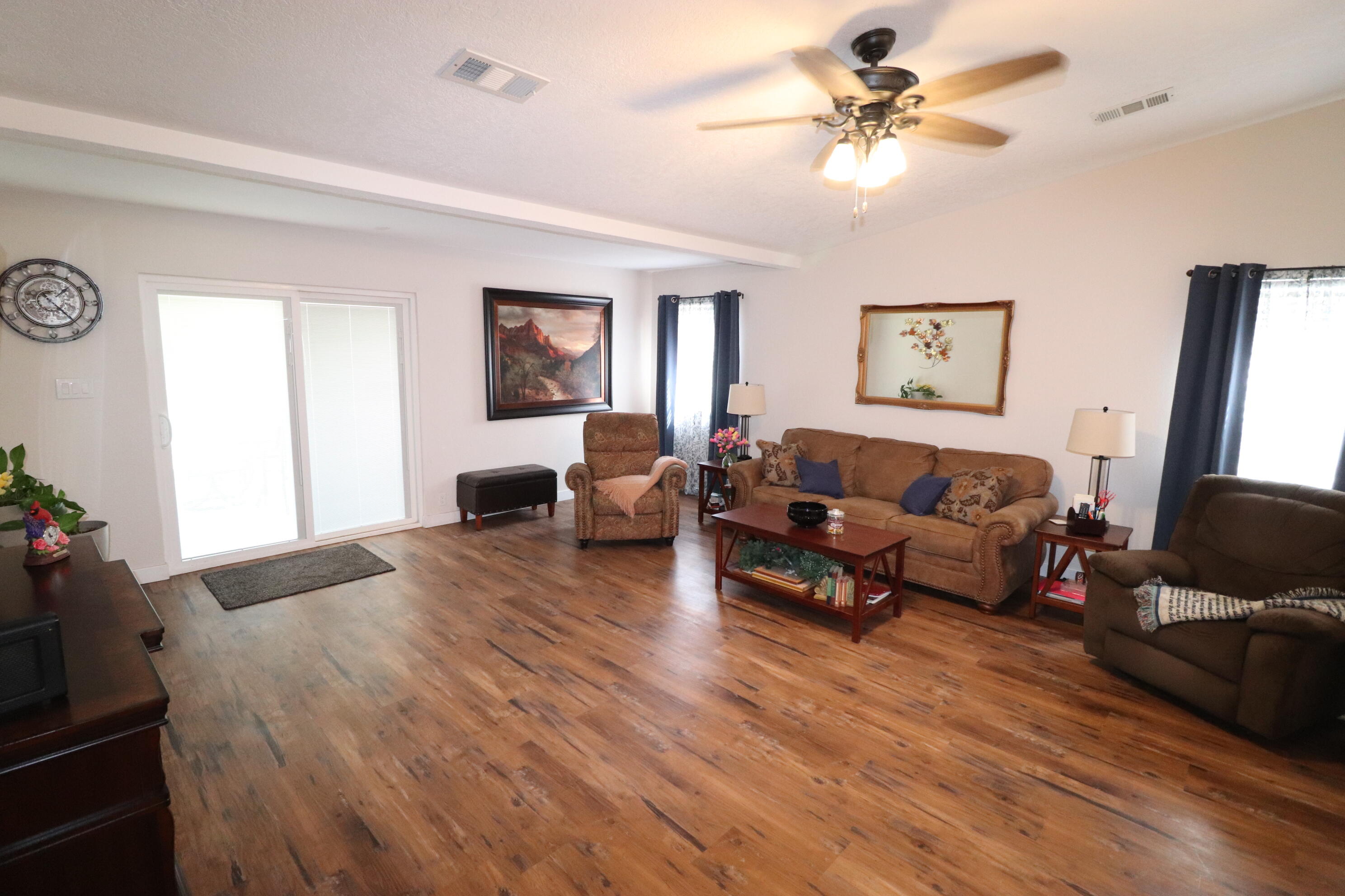 7043 Clark Hills Drive NE