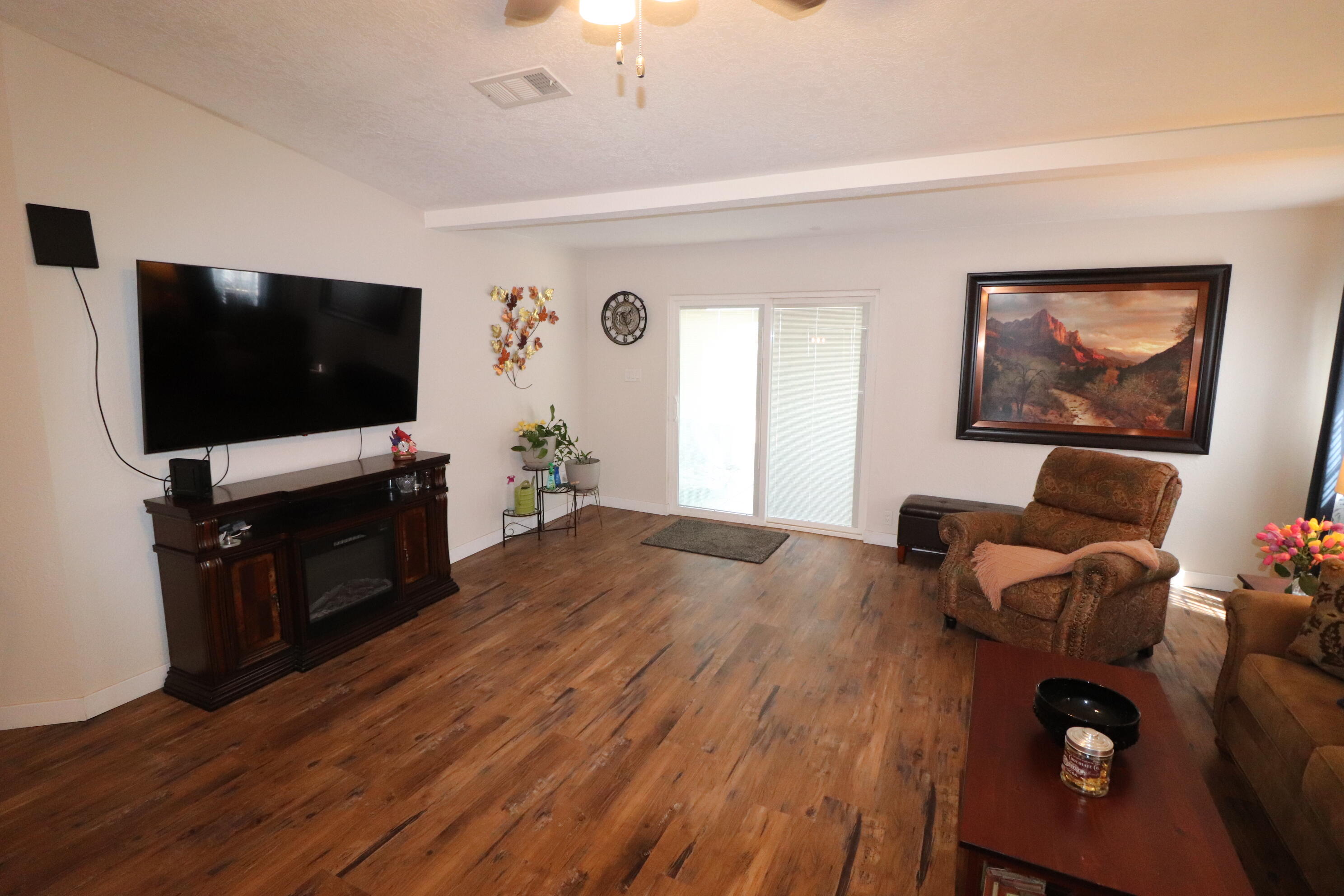 7043 Clark Hills Drive NE