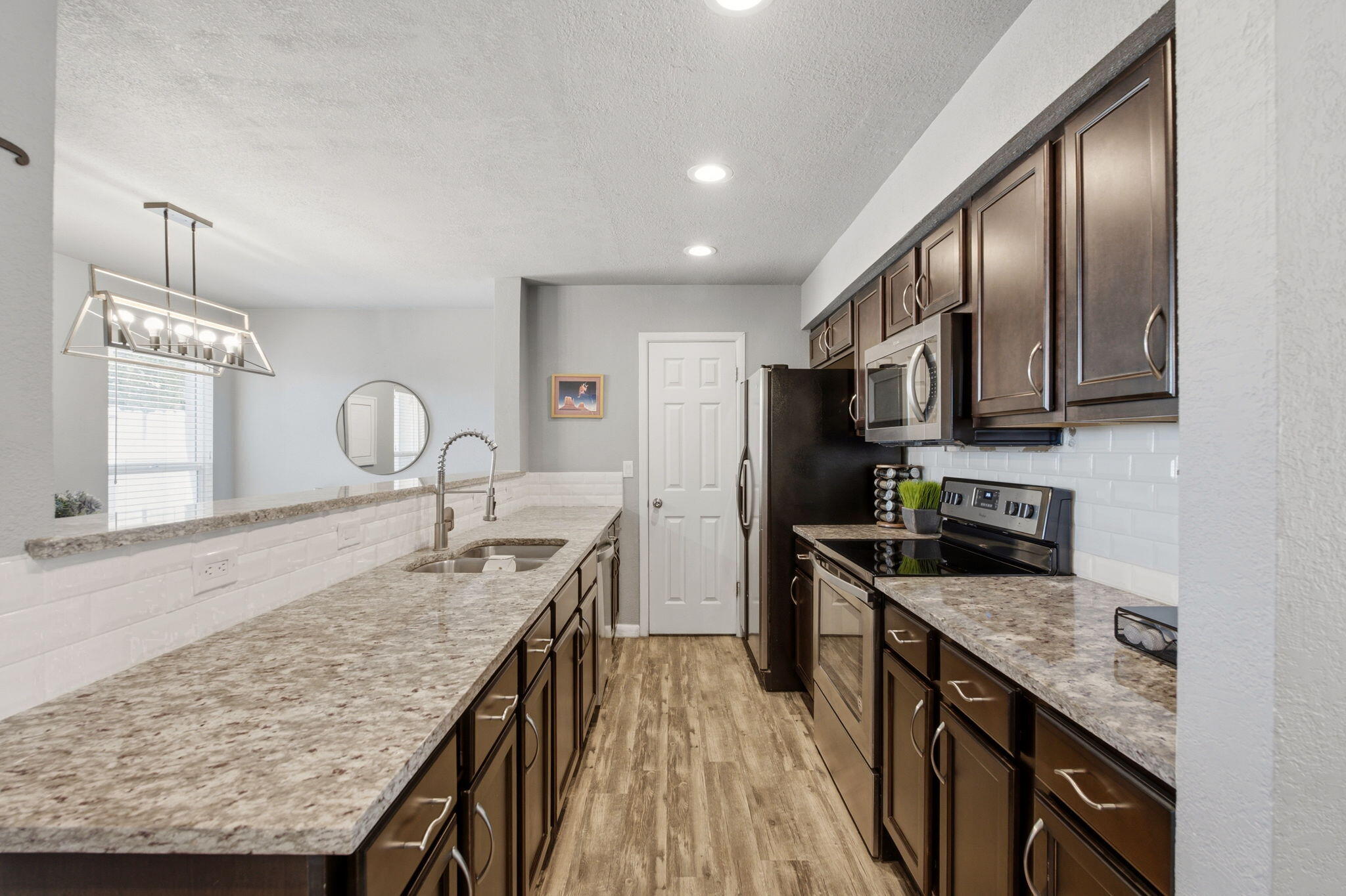 10408 Montgomery Boulevard NE