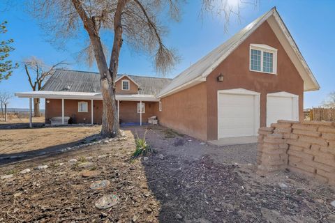 393 Chimaja Road Corrales NM 87048