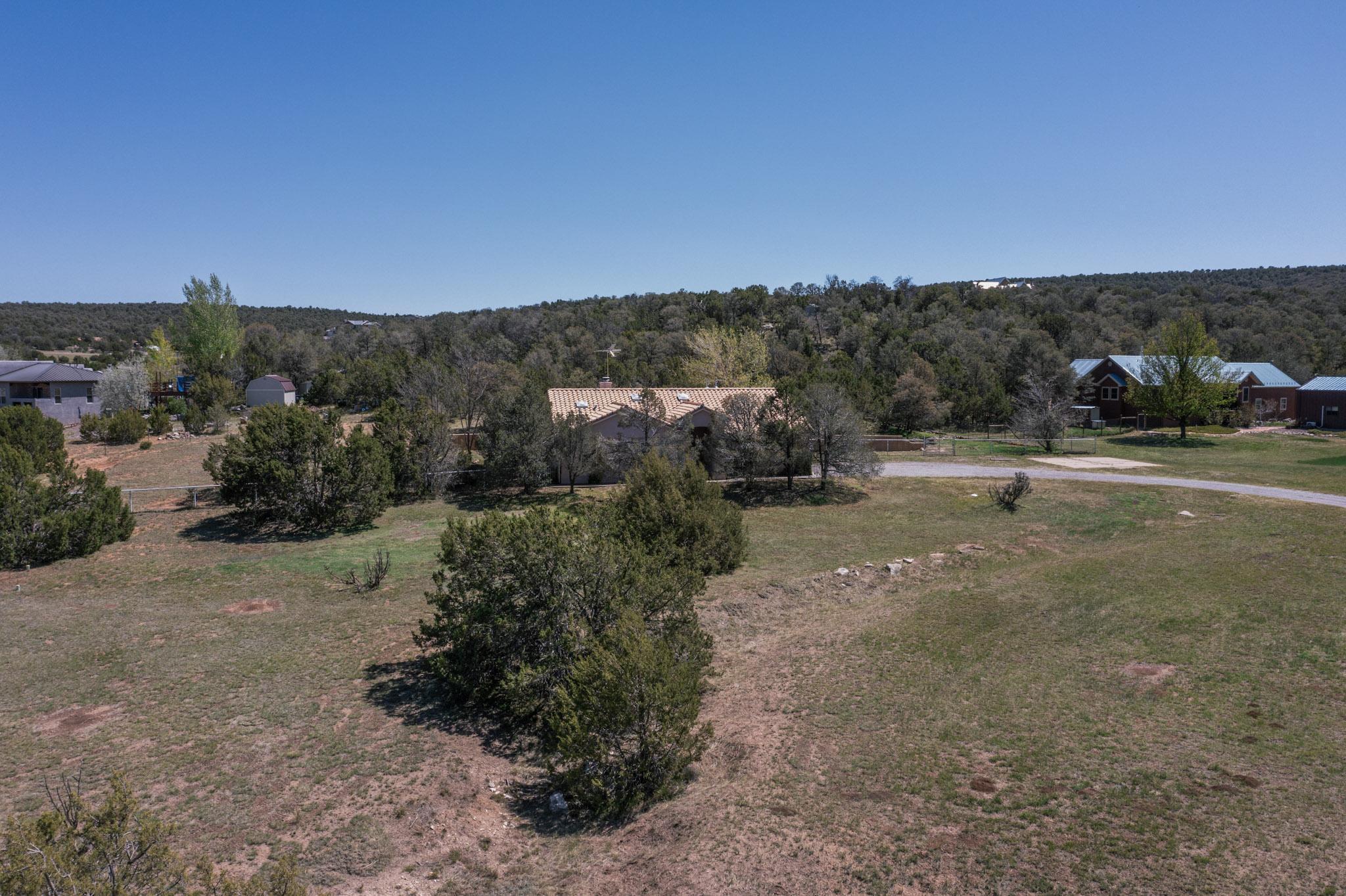 10 Camino Estribor, Edgewood, New Mexico image 1