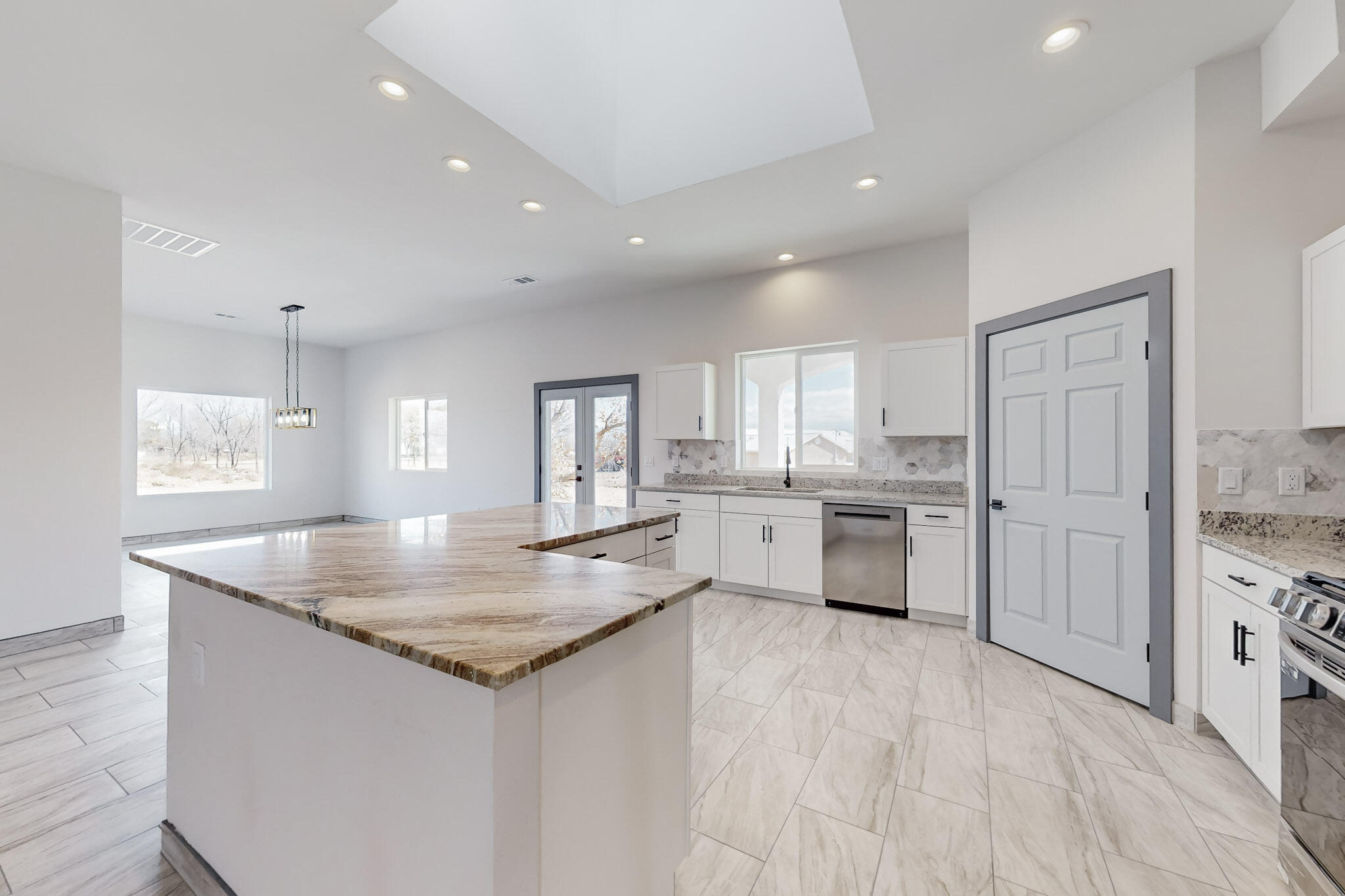1688 Sichler Road, Los Lunas, New Mexico image 10