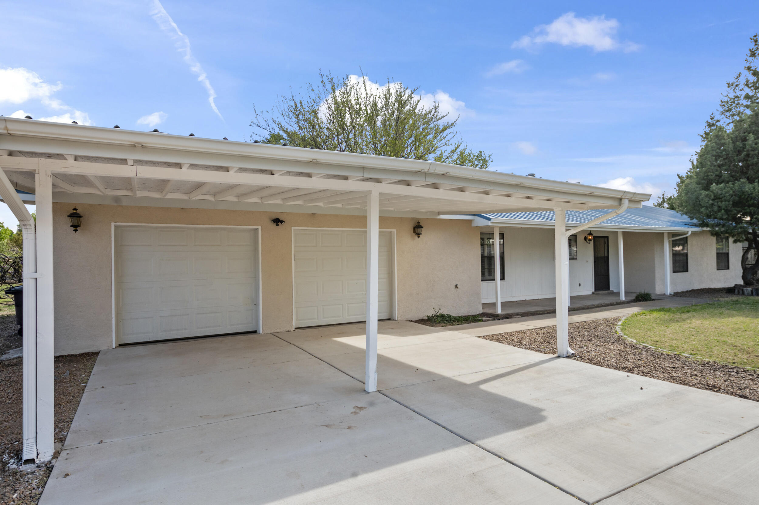 1790 Murray Loop, Bosque Farms, New Mexico image 1