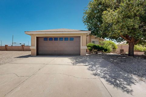 424 Whitethorn Street SW Albuquerque NM 87121