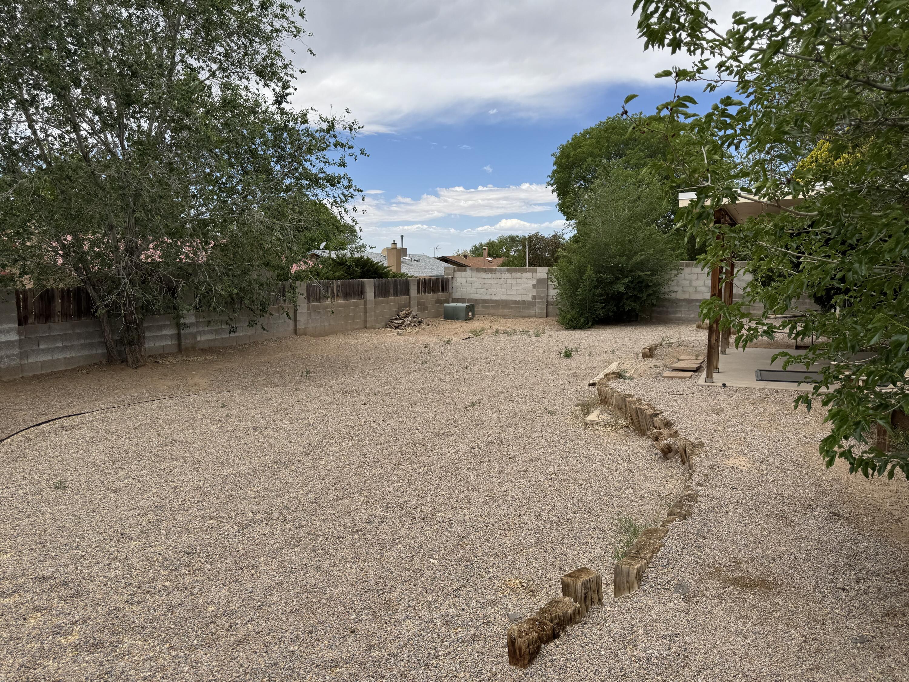 7715 Pioneer Trail, Albuquerque, New Mexico image 24