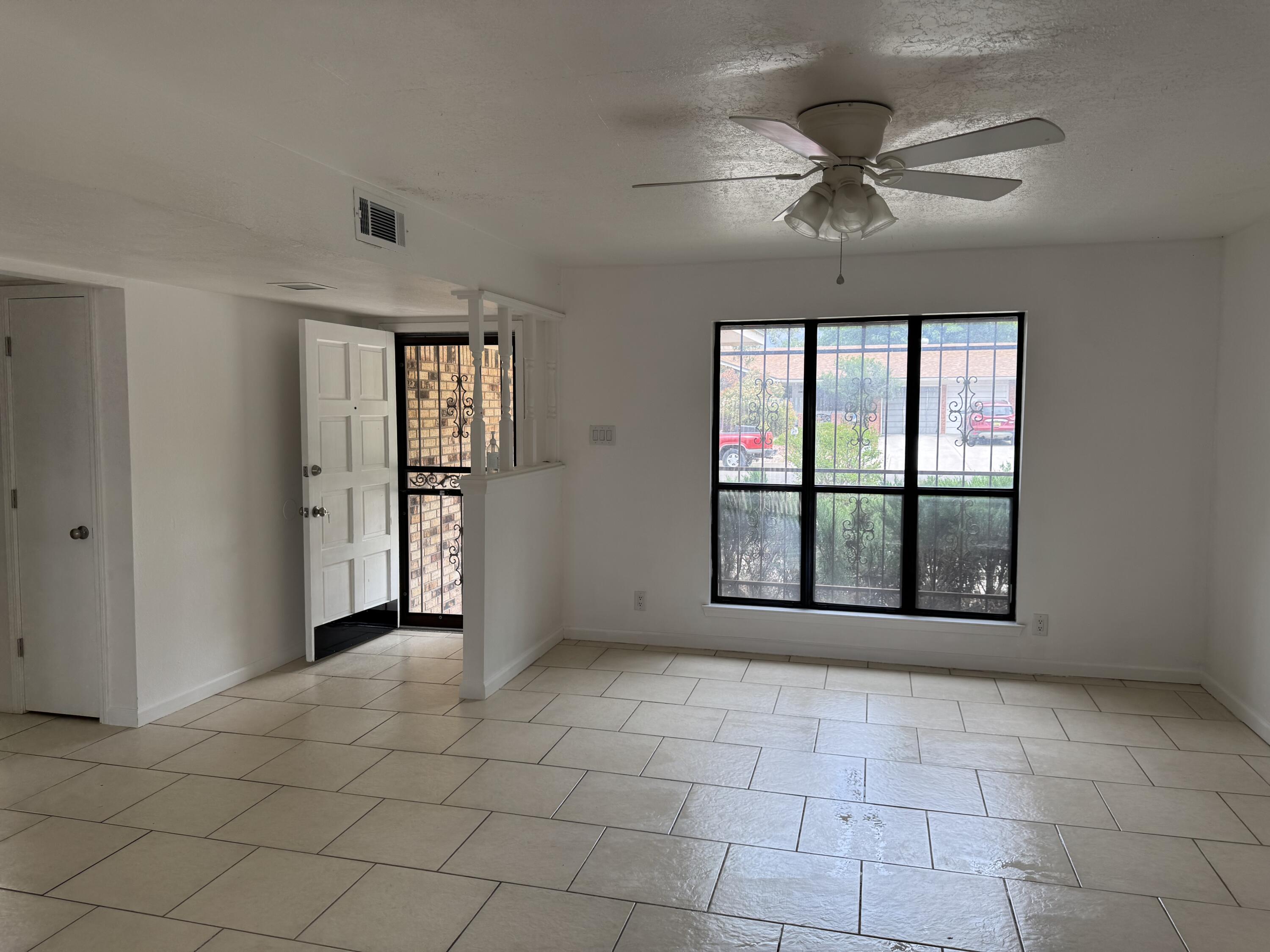 7715 Pioneer Trail, Albuquerque, New Mexico image 3