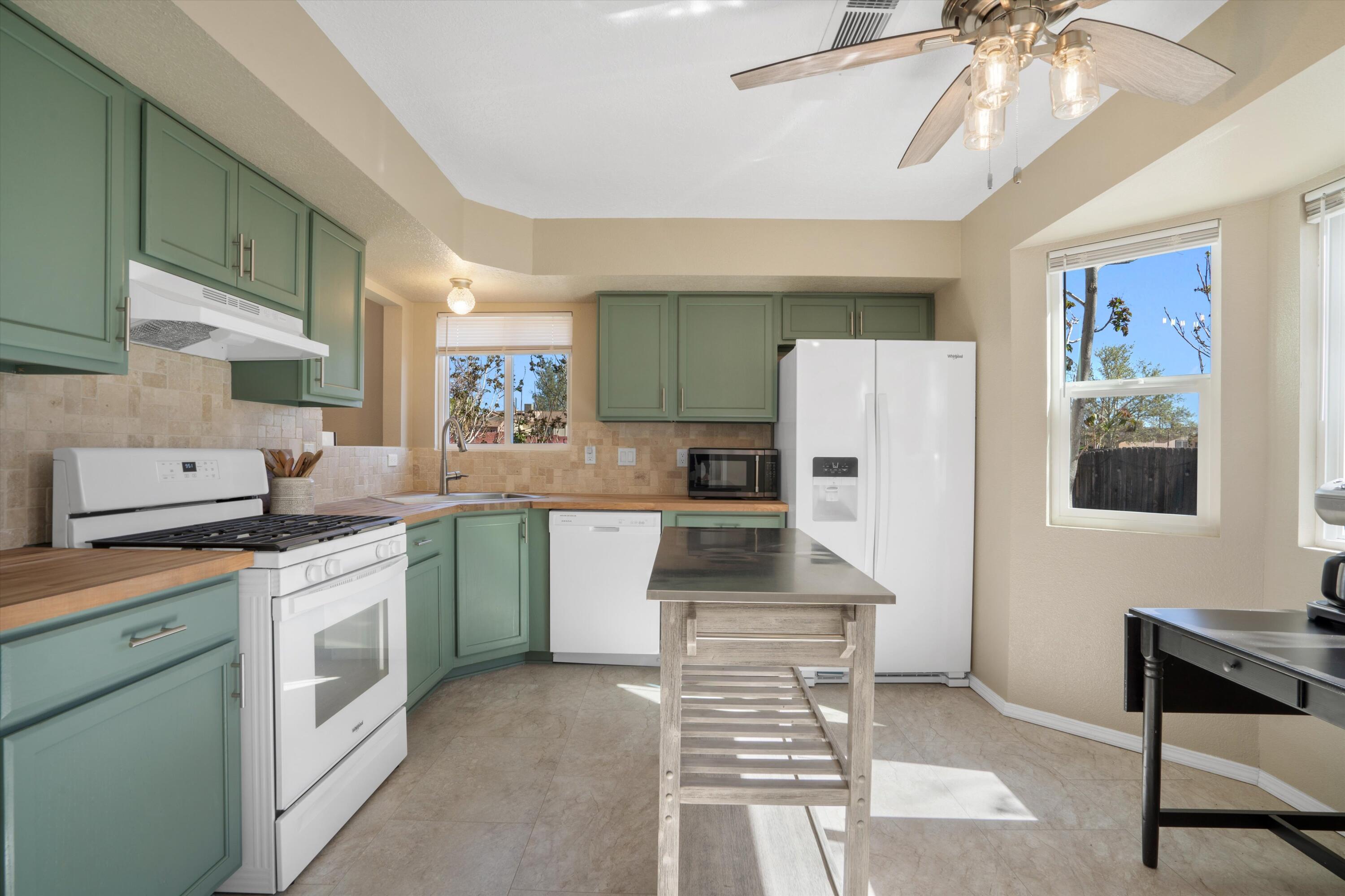 1313 Bellflower Drive, Rio Rancho, New Mexico image 22