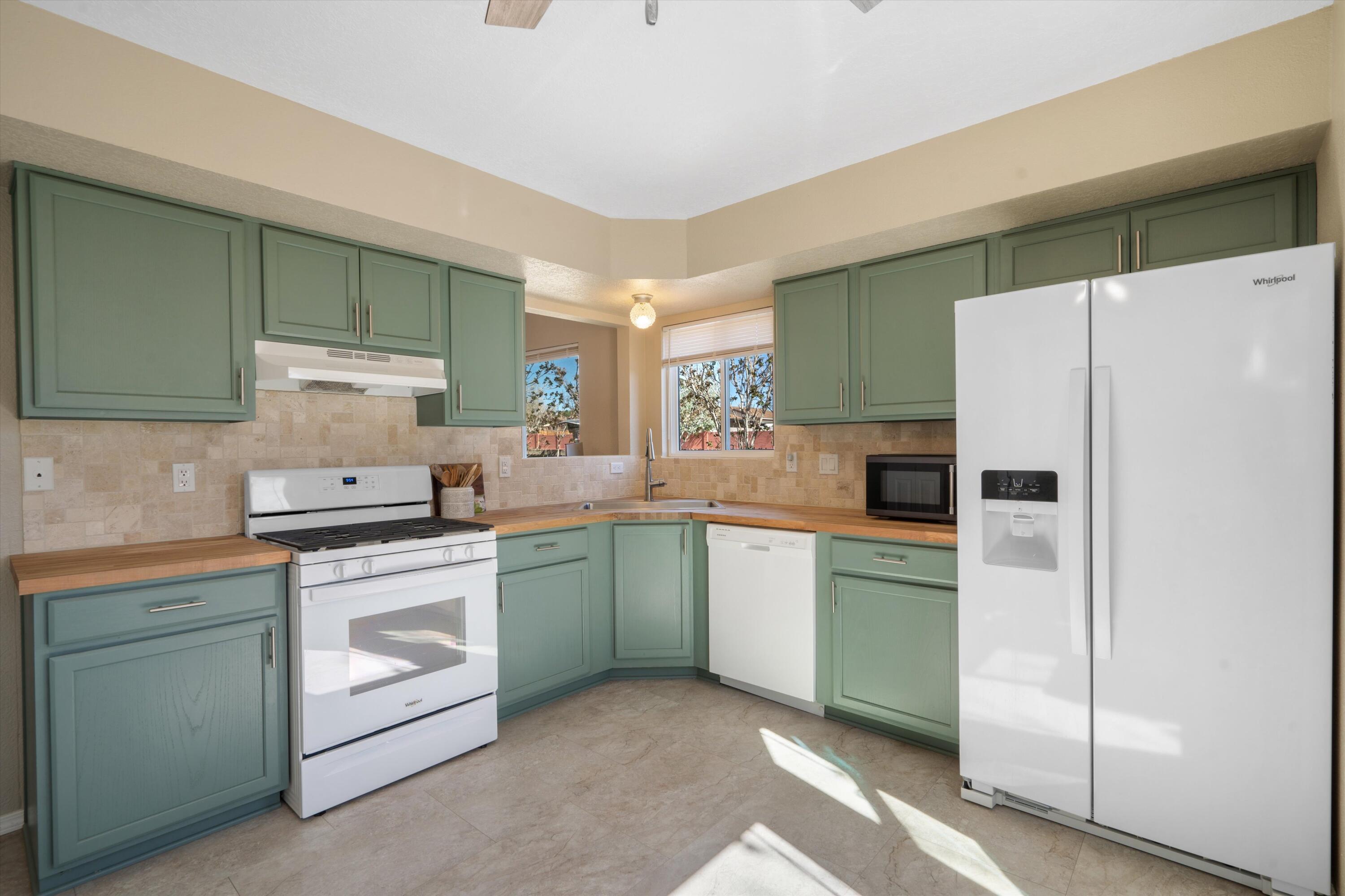 1313 Bellflower Drive, Rio Rancho, New Mexico image 24
