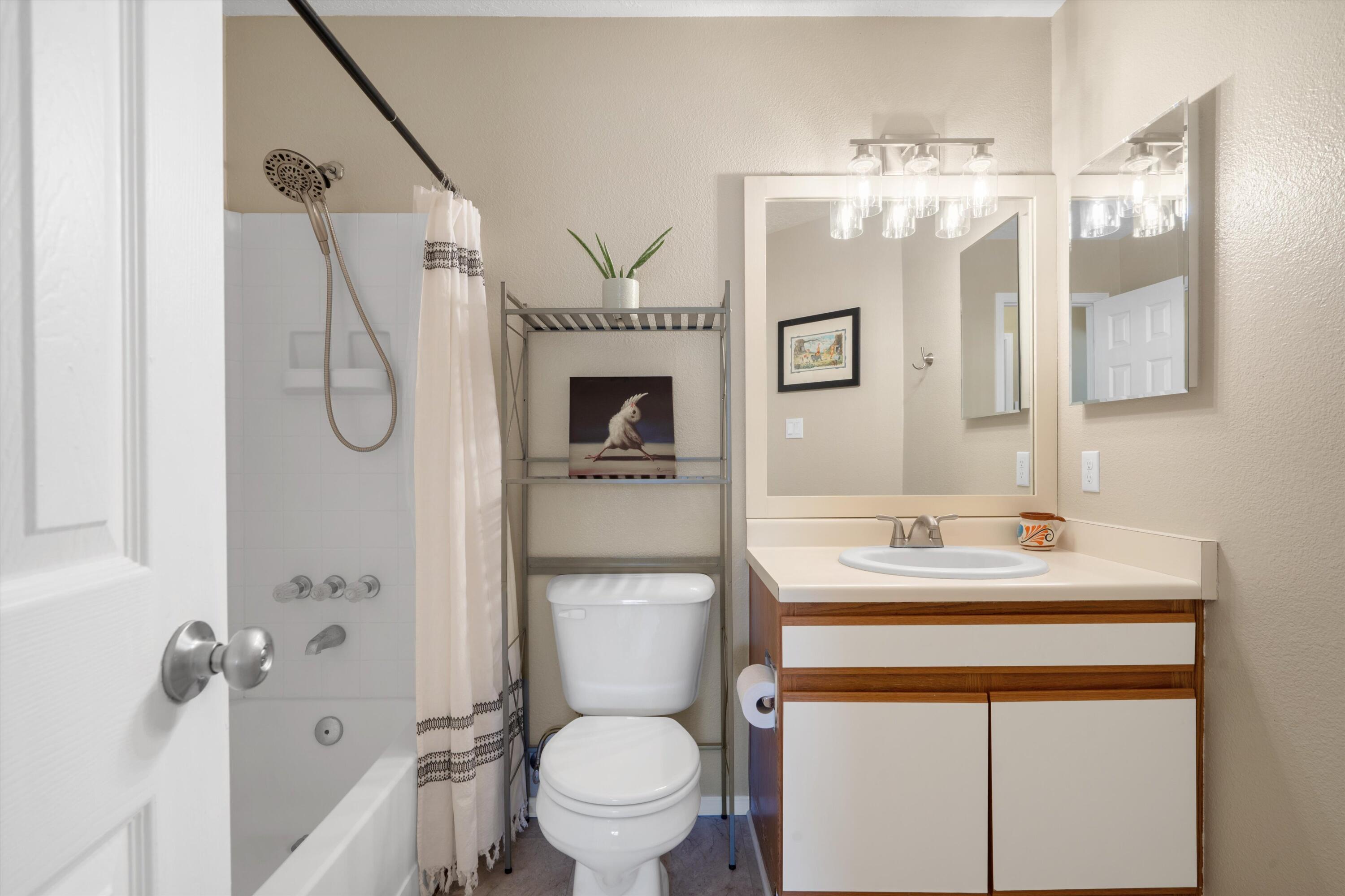 1313 Bellflower Drive, Rio Rancho, New Mexico image 9