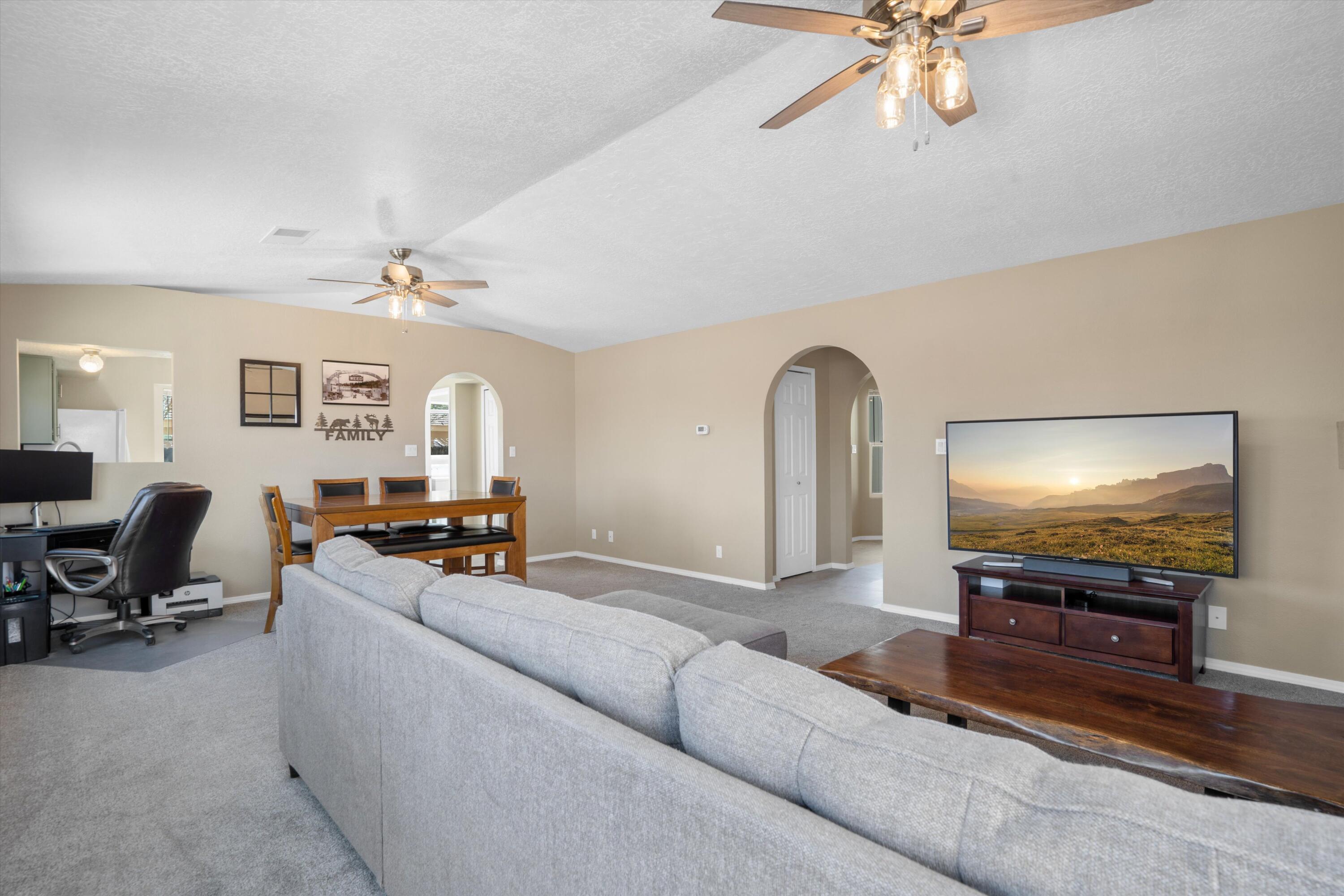 1313 Bellflower Drive, Rio Rancho, New Mexico image 18