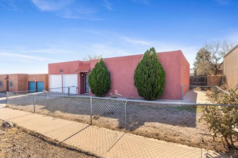 Photo of 10804 Guadiana Place SW, Albuquerque, NM 87121 (MLS # 1095029)