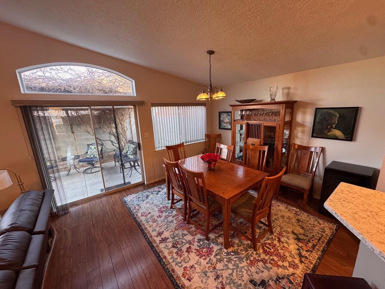 7201 Quail Springs Place NE