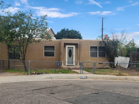 Homes For Rent - 1025 Lynch Court<br/> Albuquerque, NM 87104