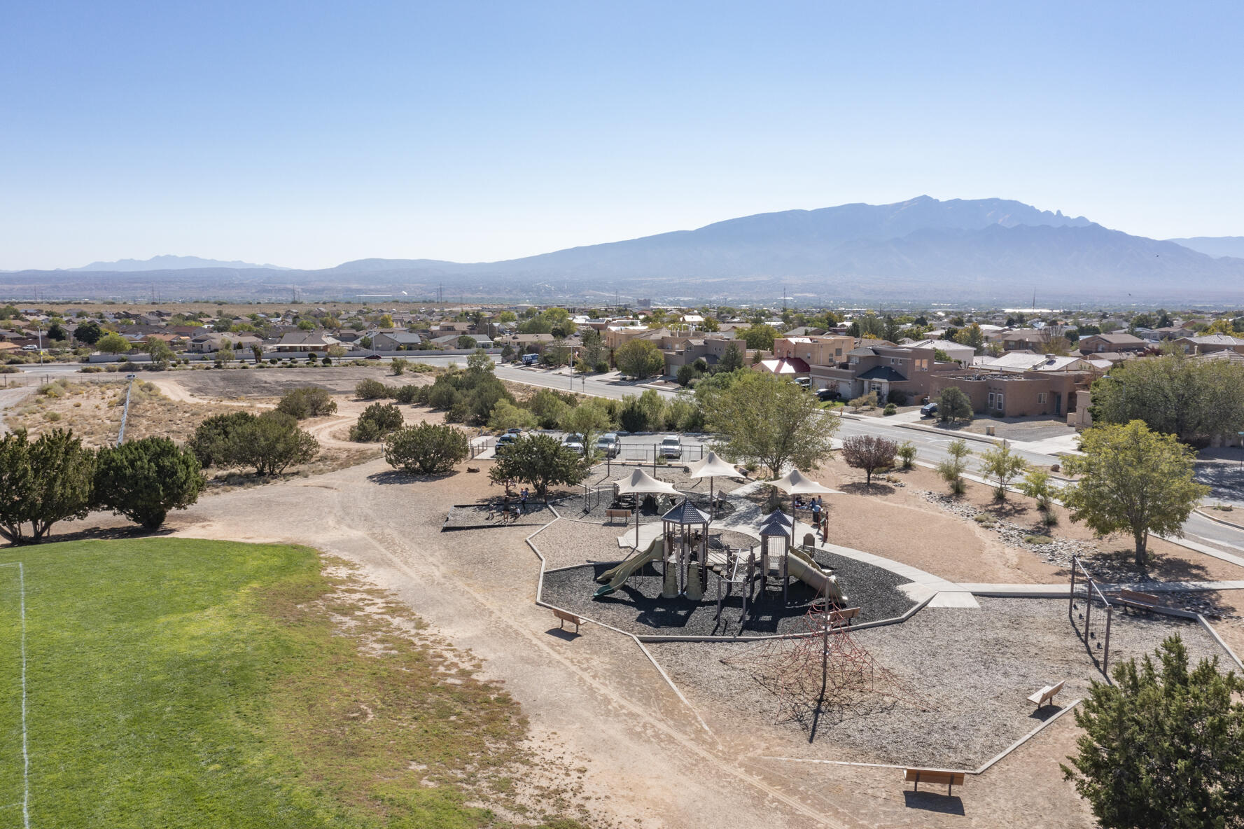 Rio Rancho, New Mexico 87144, United States, 4 Bedrooms Bedrooms, ,2 BathroomsBathrooms,Residential,Pending,40749