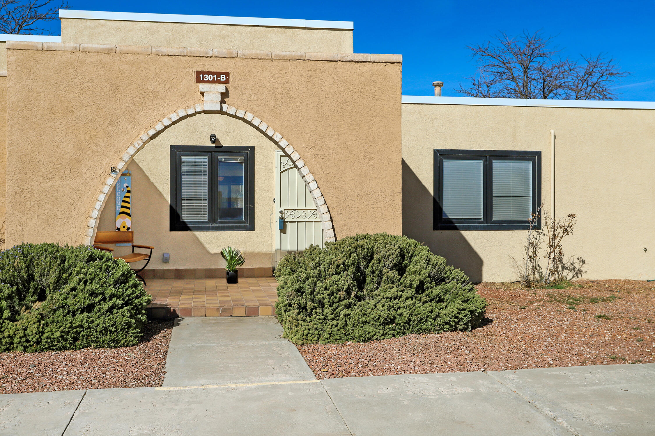1301 Rio Rancho Boulevard SE B