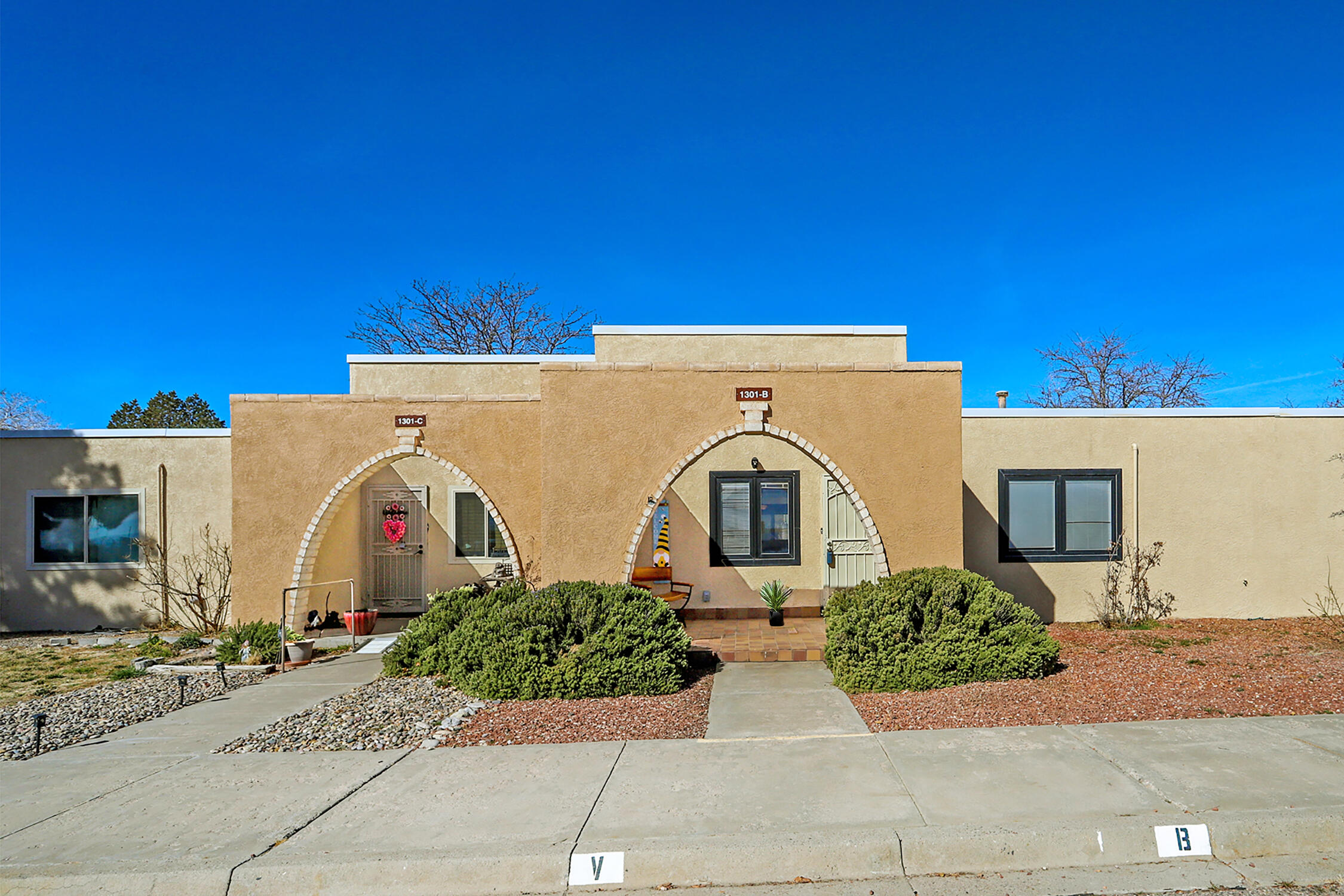 1301 Rio Rancho Boulevard SE B