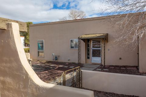 Townhouse For Sale - 500 Western Drive<br/> Rio Communities, NM 87002