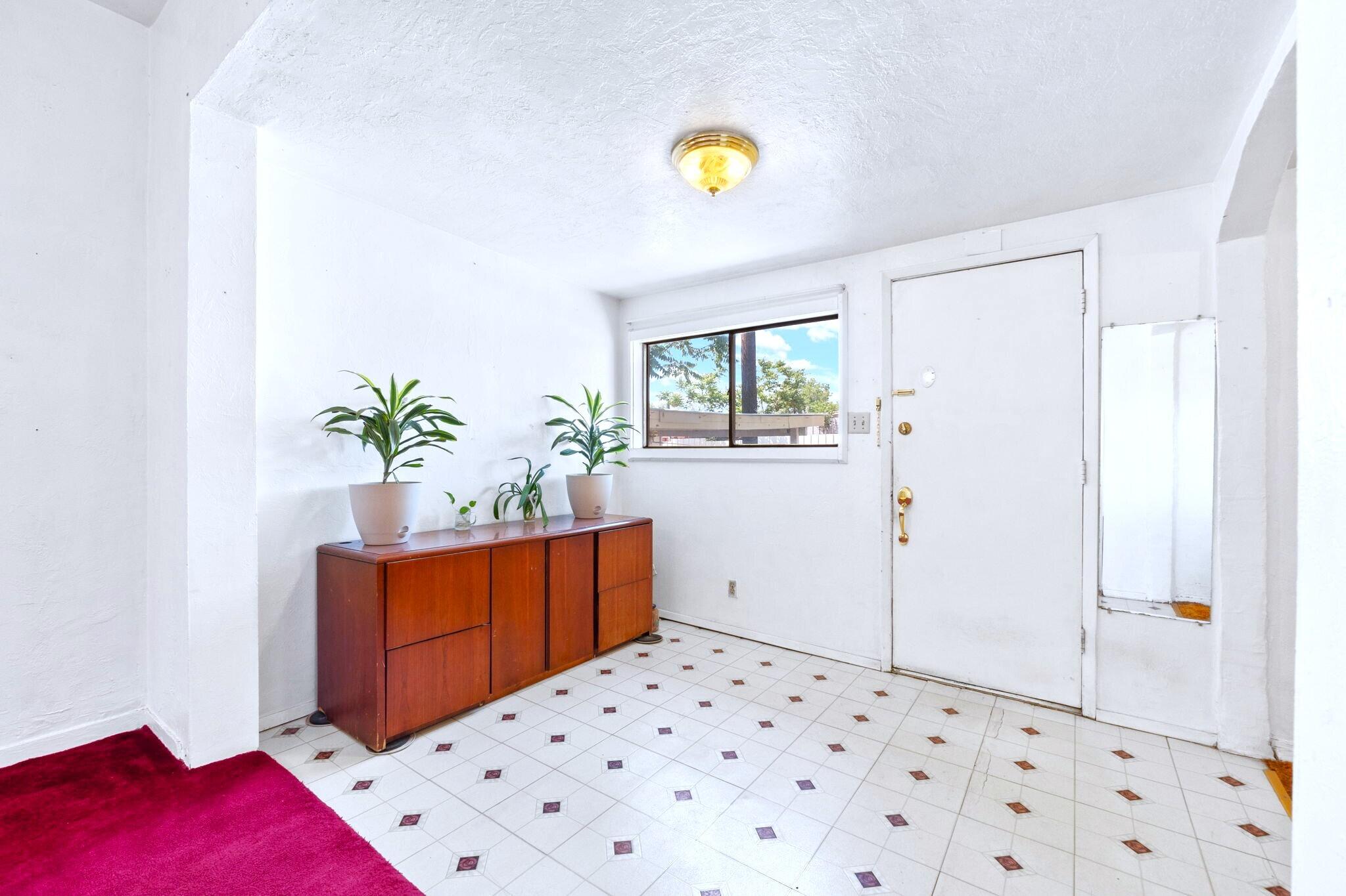 108 Phoenix Avenue, Albuquerque, New Mexico image 4