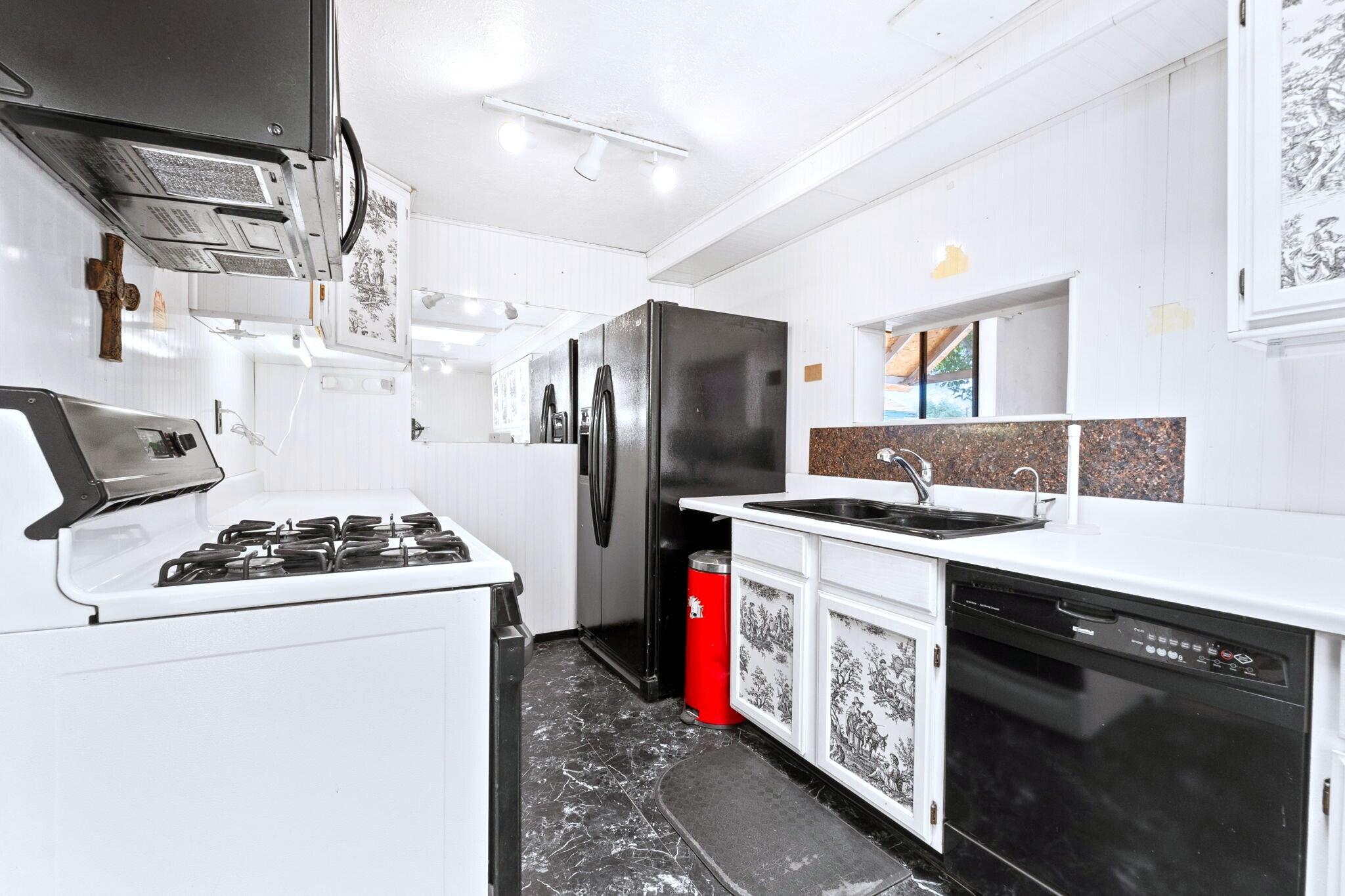 108 Phoenix Avenue, Albuquerque, New Mexico image 12