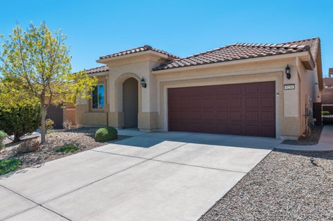 Homes For Sale - 9256 Bear Lake Way<br/> Albuquerque, NM 87120