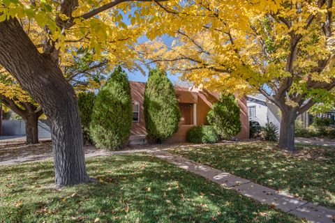 215 Carlisle Boulevard NE Albuquerque NM 87106