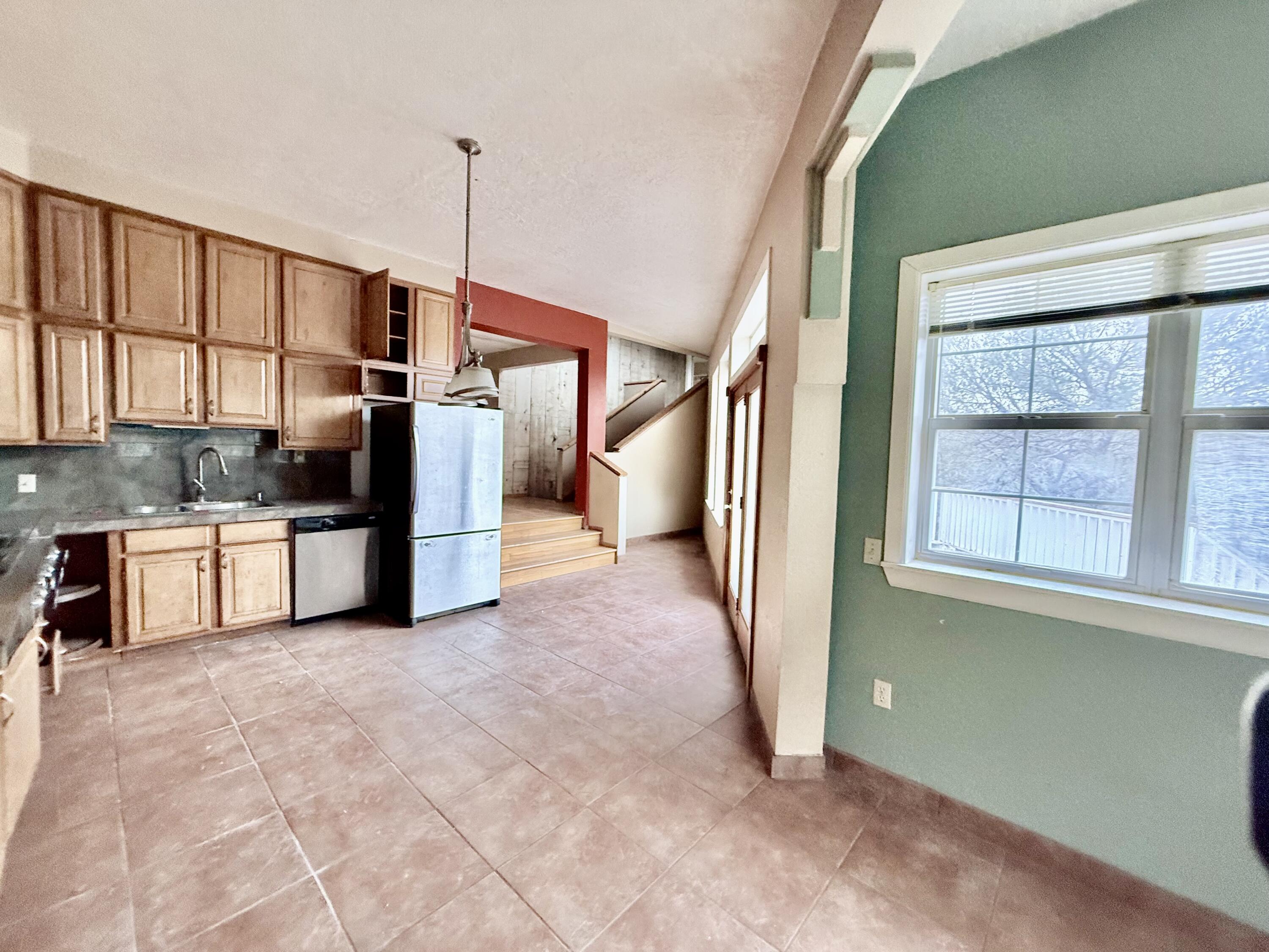 14 PINON Avenue