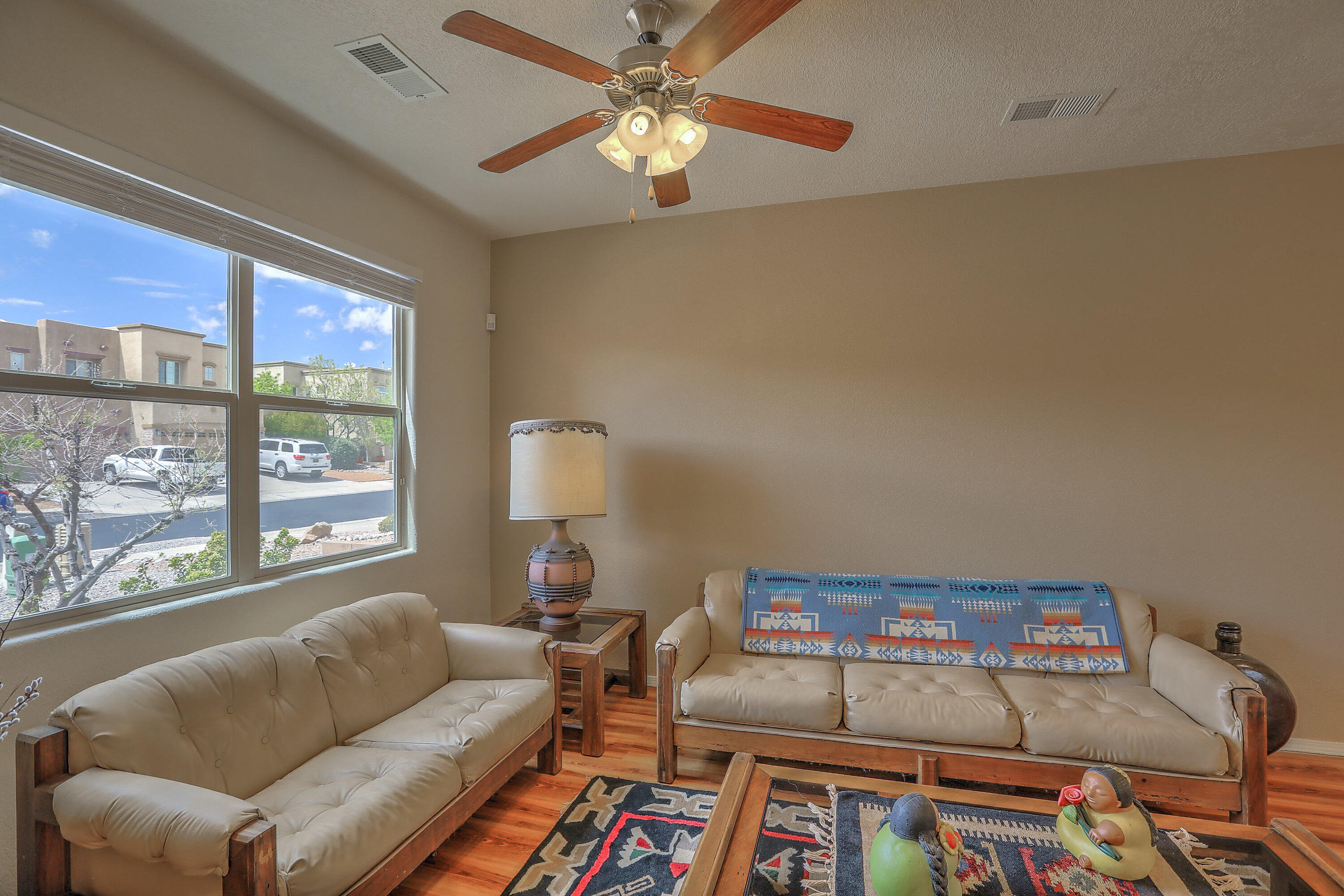 1921 Cortina Loop, Rio Rancho, New Mexico image 4