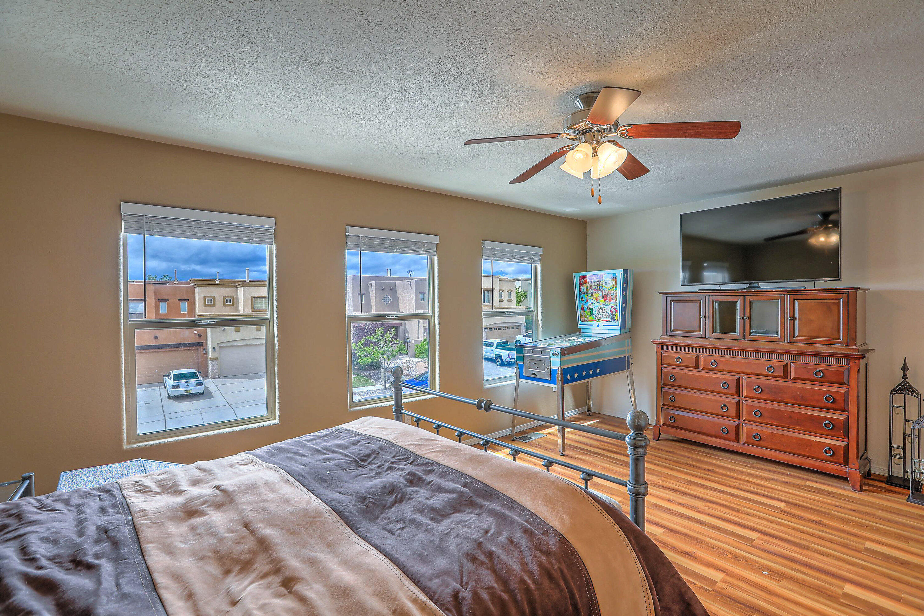 1921 Cortina Loop, Rio Rancho, New Mexico image 25