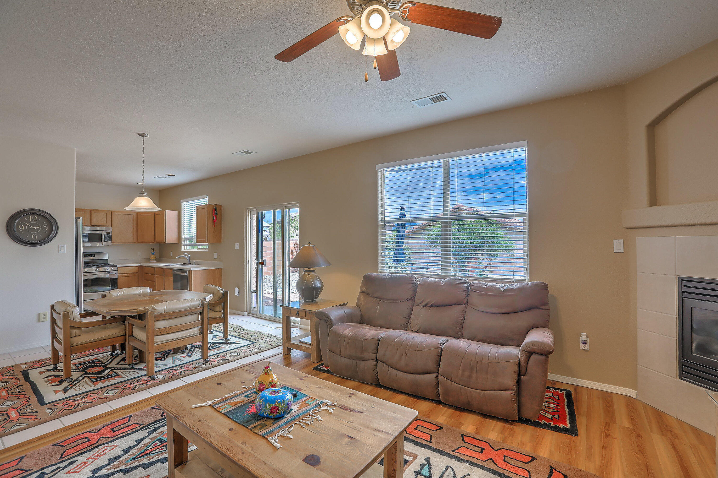 1921 Cortina Loop, Rio Rancho, New Mexico image 16