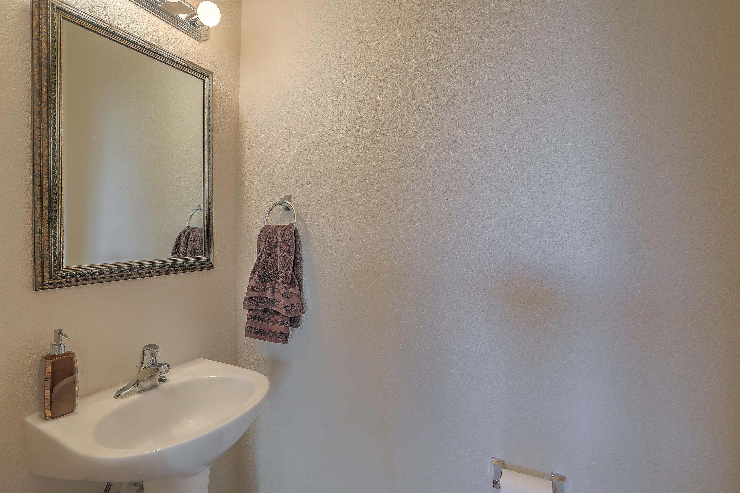 1921 Cortina Loop, Rio Rancho, New Mexico image 17