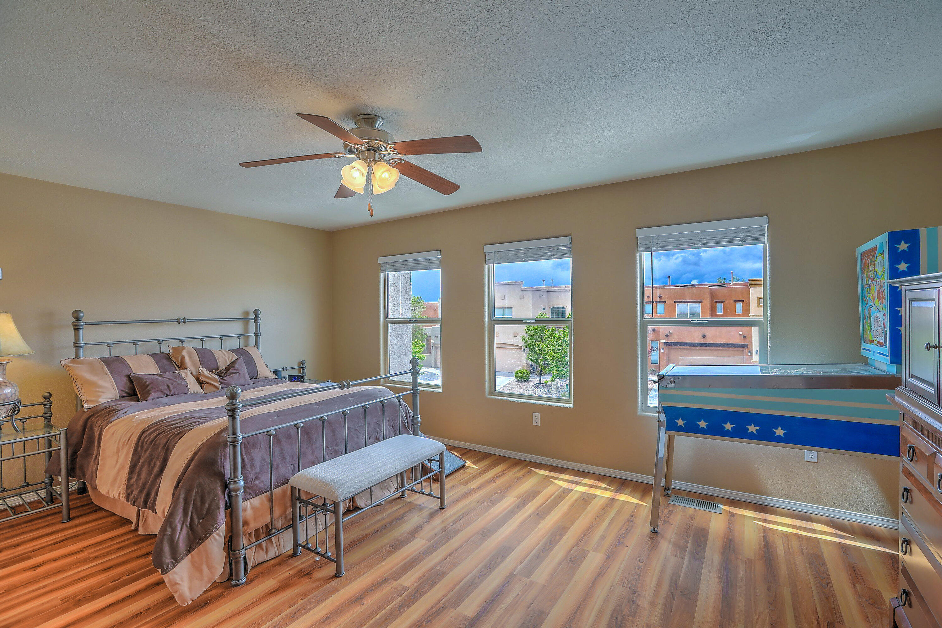 1921 Cortina Loop, Rio Rancho, New Mexico image 24