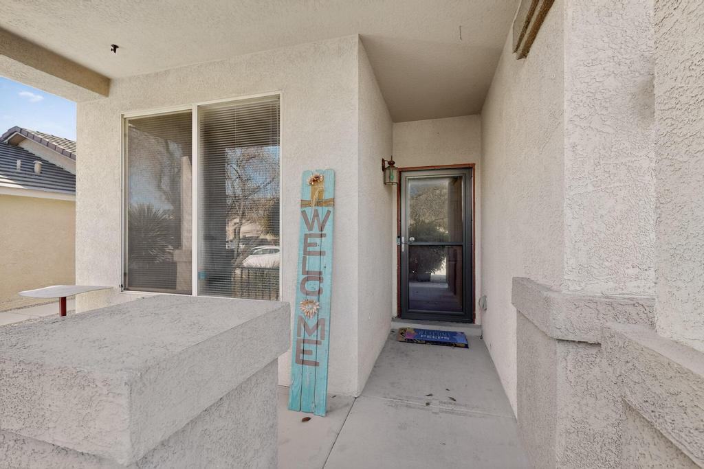 1464 Peppoli Loop SE