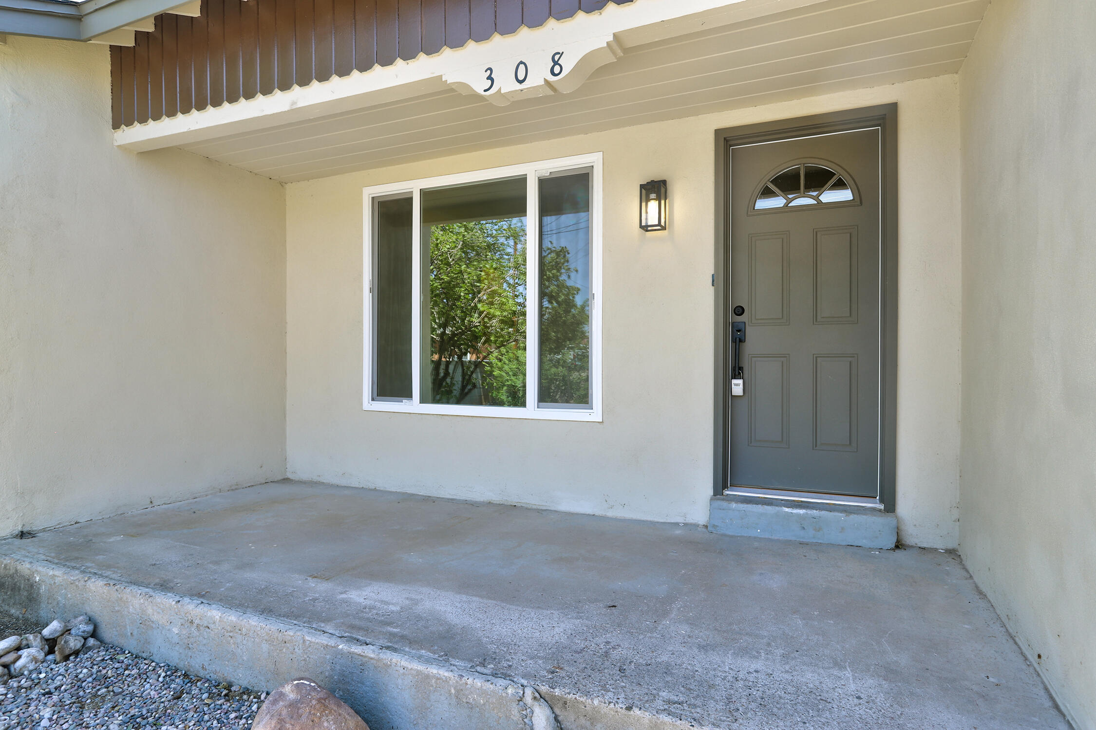 308 Prospect Avenue NE