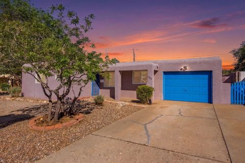 Photo of 9425 Parsifal Place NE, Albuquerque, NM 87111 (MLS # 1102400)