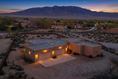 Photo of 322 Sagebrush Drive, Corrales, NM 87048 (MLS # 1100664)