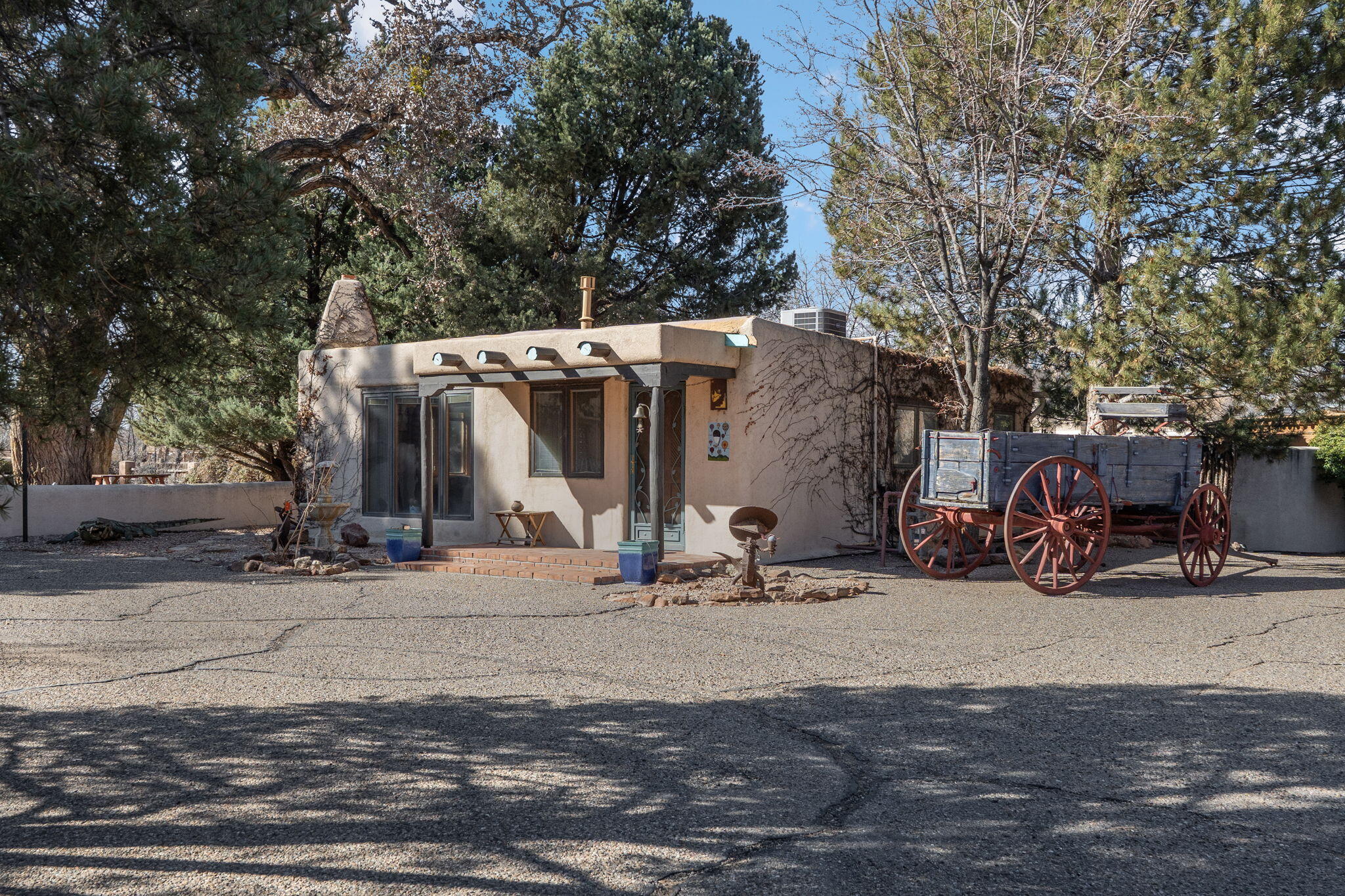 10075 Los Cansados Road NW