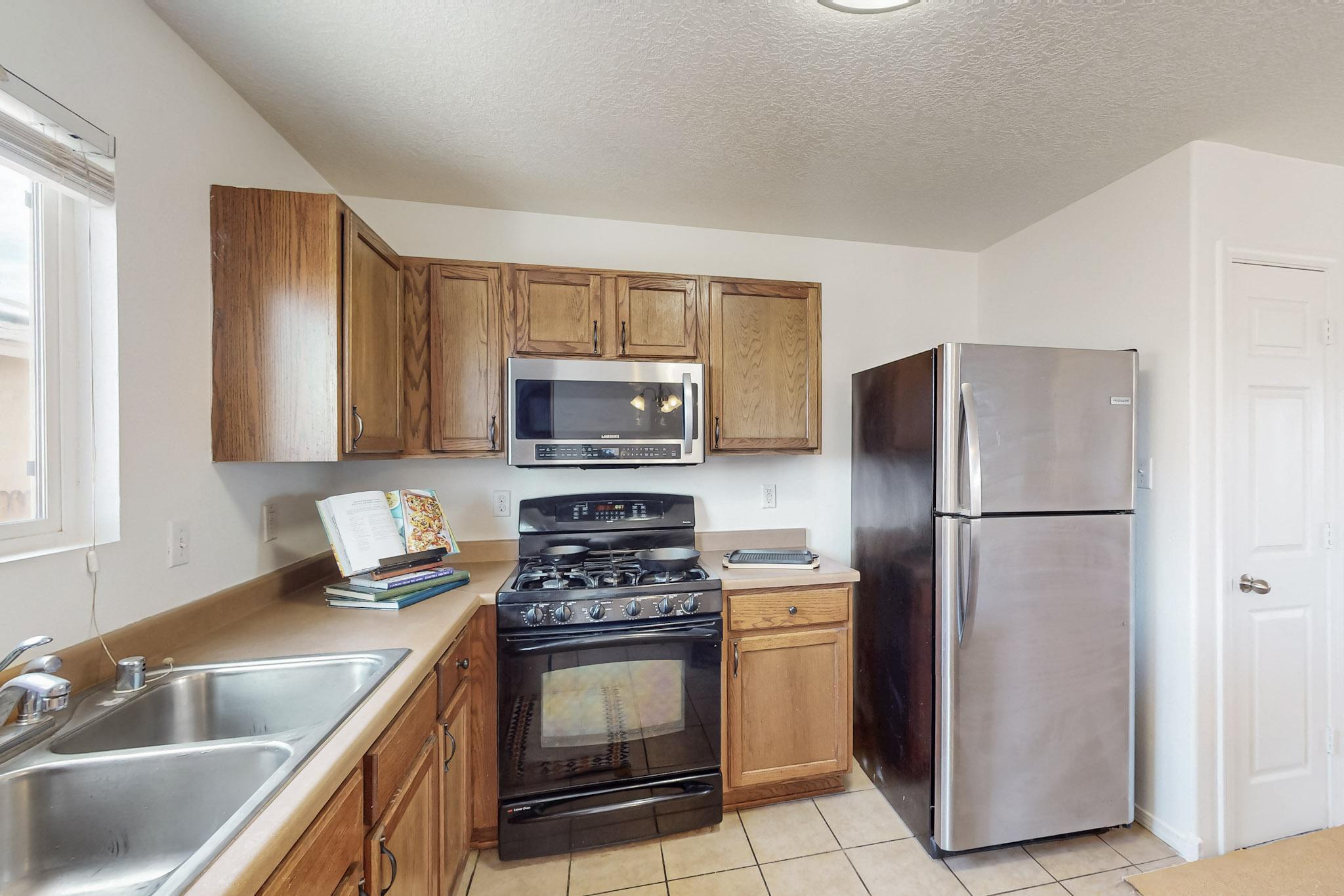 34 Tome Vista Drive, Los Lunas, New Mexico image 11