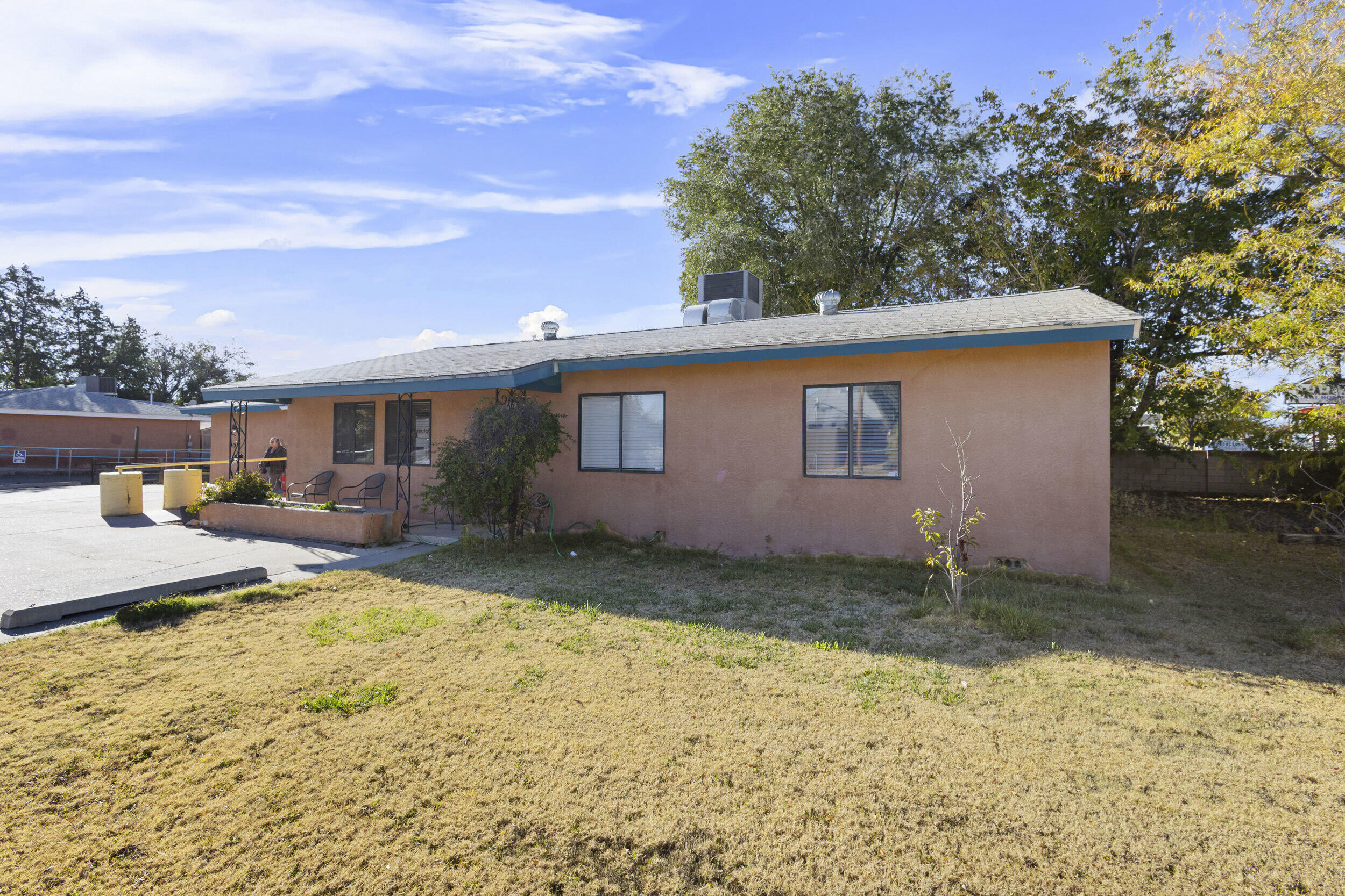 111 & 127 Sandoval Road